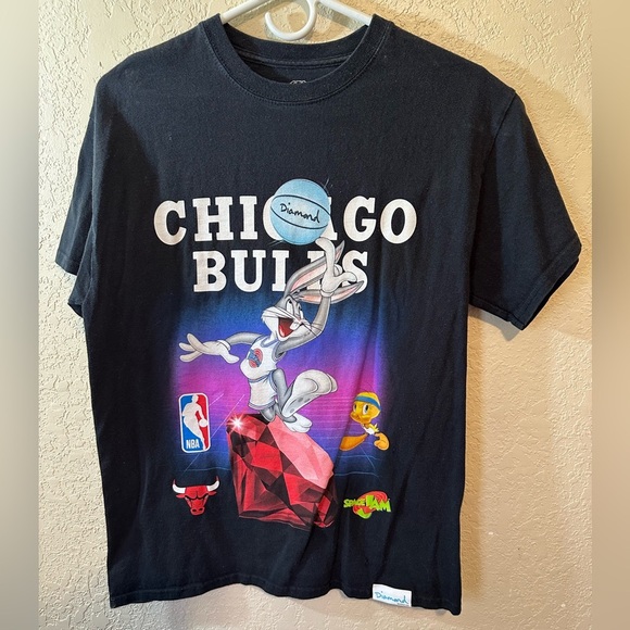 NWOT Diamond Supply Co. Men’s Looney Tunes Chicago Bulls Graphic Tee Shirt - Picture 1 of 4
